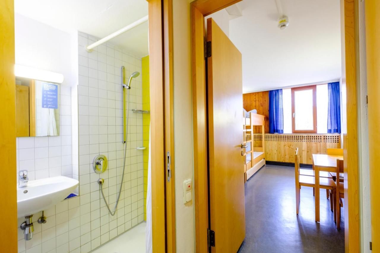Internationales Jugendgaestehaus Dachau Exteriör bild